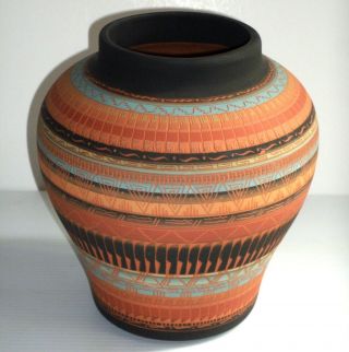 Native American Navajo Etched Pottery Vase
