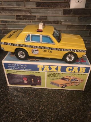 Vintage Yonezawa Battery Operated mystery action Taxi Cab Mode 13028 3