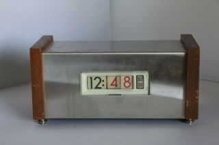 Vtg Mid Century Numechron - Tymeter Digital Electric Clock - Chrome& Wood Case