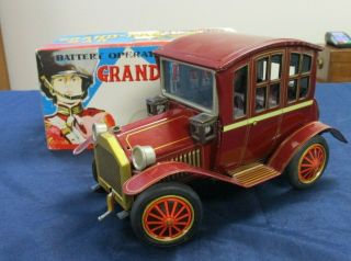Vintage " Y " Of Japan Grandpa Car Battery Operated Tin Litho & Box