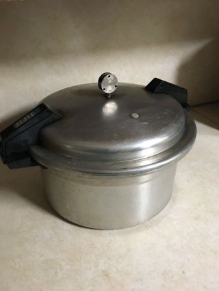 Vintage Mirro Pressure Cooker Canner Aluminum 12qt.