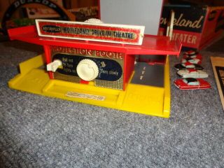 REMCO 1959 MOVIELAND DRIVE - IN THEATER,  FILM,  6 CARS,  VINTAGE FUN 2