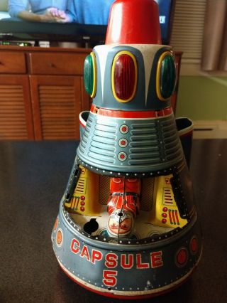 Vintage Capsule 5 Modern Toys Battery Operated Tin Litho Toy Japan