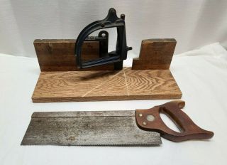 Vintage Stanley Miter Box Wood Woodworking Hand Saw Adjustable Carpentry Tool