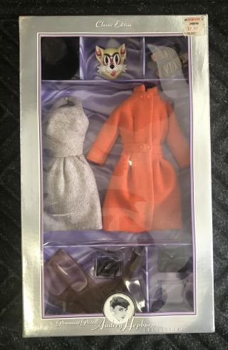 Cat Mask Outfit Audrey Hepburn Breakfast Fashion For Barbie Doll