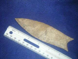 5 1/2 in.  AUTHENTIC ARROWHEAD.  PALEO BEAVER LAKE FLUTED CHANNELS FROM KY 2