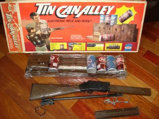 1976 Tin Can Shooting Alley Game Ideal Toys Chuck Connors - The Rifleman