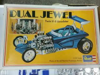 Revell 1/25 Dual Jewel Twin V - 8 roadster vintage 1974 issue complete H - 1329 1 2