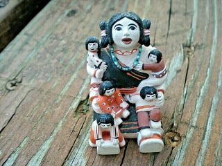 Vintage Storyteller Doll,  Southwest Native American Woman With Five (5) Children