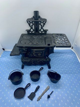Vintage Mini Crescent Cast Iron Toy Wood Stove Salesman Sample And Accessories