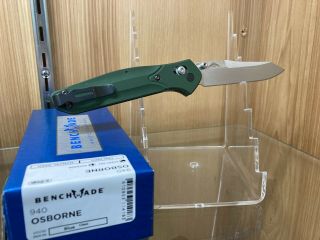 Benchmade 940 Axis Lock,  Custom Osborne Design,  Cpm - S30v Green Knife