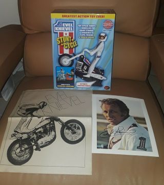 Evel Knievel Stunt Cycle With 8x10 Fan Club Photo & News Paper