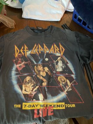 Def Leppard Vintage Concert Tour Tee Shirt 7 Day Weekend Tour 1992 - 1993 M