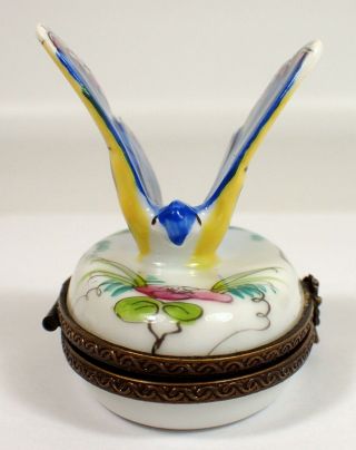 Vtg Peint Main Limoges Porcelain France Hand Painted Blue Butterfly Trinket Box 3