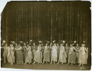 1920s Large Format Broadway Theatre Photograph Stylish Ensemble Cast