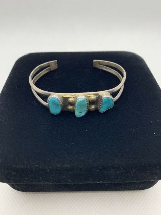 Vtg Native American Navajo Sterling Silver & Turquoise Cuff Bracelet 14.  4g Y49