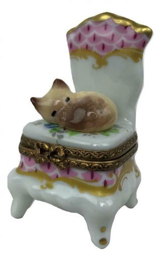 Vintage Limoges France Sleeping Cat Rococo Chair Peintmain Porcelain Trinket Box