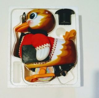 Vintage Mr.  Drake ME 770 Toy Rare Toy 70 ' s metal hand painted duck toy 2