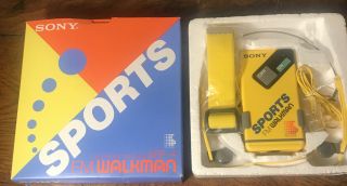 Vintage Sony Sports Fm Walkman,  Srf - 4,  With Belt Clip,  Strap,  Earphones And Box