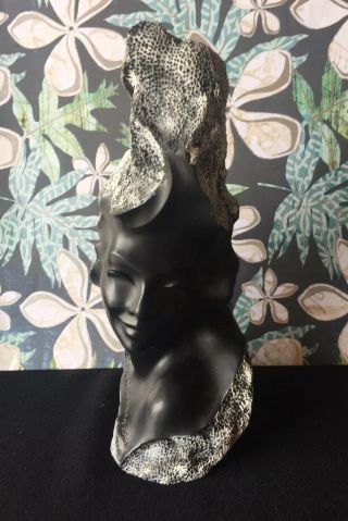 Vintage “lokelani” Carved Hawaiian Black Coral Sculpture Frank Schirman Hawaii