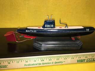 Vtg Tin Toy Wind Up Submarine Ssn 38 Japan Toy Pond Boat Old Tin Toy Display.