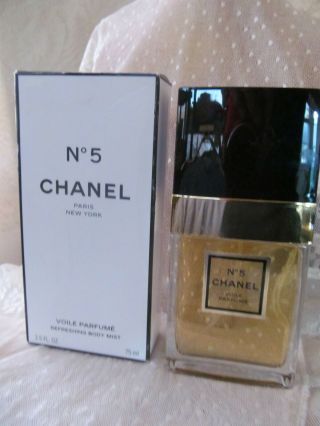 Vintage No 5 Chanel Voile Parfume Refreshing Body Mist 2.  5 Fl.  Oz Full