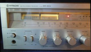 Vintage Hitachi Sr - 604 195 Watt Am/fm Stereo Receiver Powers Lights Up,  Tunes