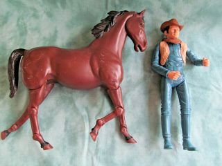 Vintage Captain Maddox & Horse Thunderbolt With Various Accessories