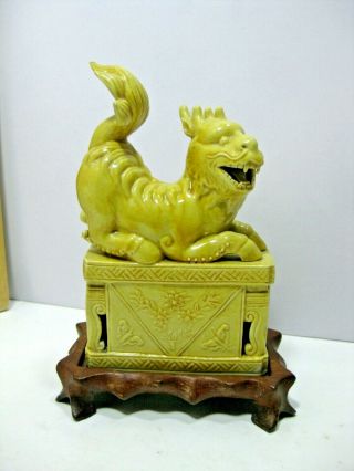 Vintage Mid Century Chinese Yellow Porcelain Foo Dog Dragon Figurine 6 1/2 "