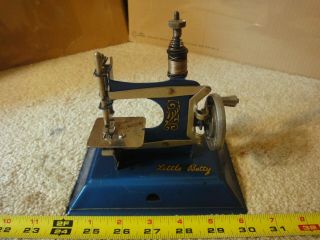 Vintage Little Betty,  Steel Tin Toy Sewing Machine.  Hand Crank Sew Mechanism.
