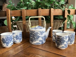 Vintage Asian Flow Blue & White Fine Porcelain Tea Pot Wrapped Handle & 6 Cups