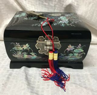 Vintage Black Lacquer Oriental Japanese Asian Jewelry Box With Lock