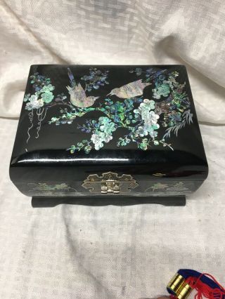 Vintage Black Lacquer Oriental Japanese Asian Jewelry Box With Lock 3