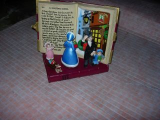 Vtg Charles Dickens A Christmas Carol Book Ceramic Figurine Bookend Bob Cratchit
