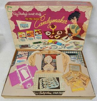 Vintage 1955 Model Craft Kay Stanleys Candy Maker Baking Cooking Play Set
