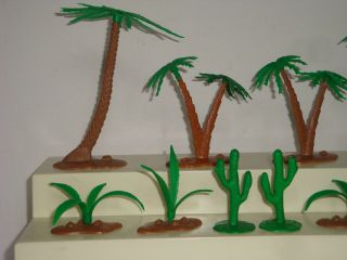 Marx Walt Disney Zorro Play Set / Complete Set of Palm Trees / Ferns w/ 2 Cacti 2