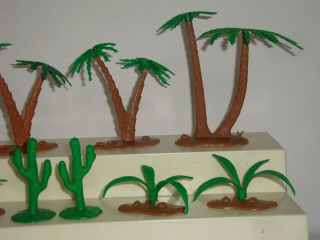 Marx Walt Disney Zorro Play Set / Complete Set of Palm Trees / Ferns w/ 2 Cacti 3