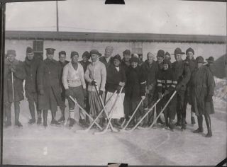 Vintage 1918 - 20 Ww1 Sports Army Hockey - Ice Skating Fort Sheridan Illinois Photo