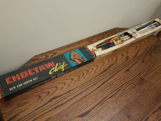 Vintage Toy 1950s Choctaw Indian Chief Hickory Bow And Arrow Set