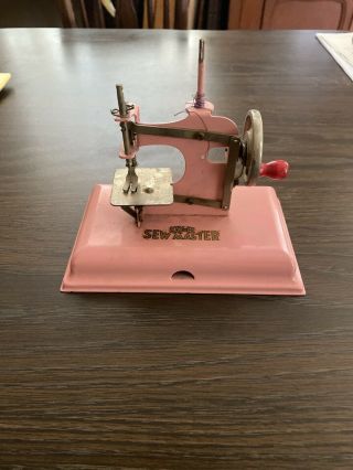 Vintage Kay An Ee Sew Master Pink Hand Cranck Sewing Machine Toy Us Zone Germany