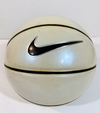 Vintage Nike Smooth White Game Ball Basketball 050103 Eus Bb0202 Size 7 (29.  5)