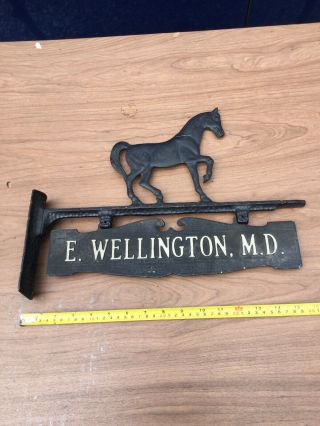 Vintage Black Metal Doctors Hanging Sign With Horse E.  Wellington,  M.  D.  16” L