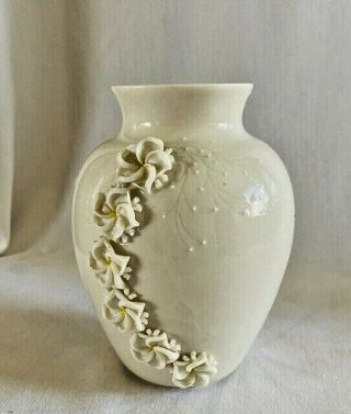 Vintage Dorothy Okumoto Porcelain Hawaii Yellow Plumeria Vase Faith Ishii 6 "
