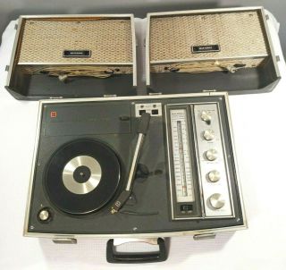Vintage National Portable Battery - Powered Radio Record Player 33 45 78 Rpm