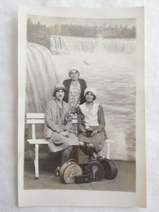 Young Women Teen Flapper Girl Art Deco Suitcase Camera Niagara Falls Rppc Photo