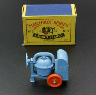 Vintage Matchbox Lesney England No.  3 Site Cement Mixer,  Box 8323 - 9