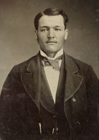 Antique American A Handsome Young Man Portrait Tintype Photo