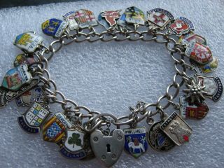 Vintage Sterling Silver Charm Bracelet With 32 Enamel Silver Place Charms 46.  2gr