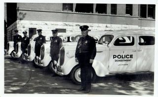 1938 Press Photo View Of Police Officers & Cars Of La Crosse Wisconsin