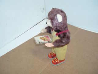 Vintage 1950 ' s Metal Wind Up Toy Bear Reading A Baby Book Japan 2